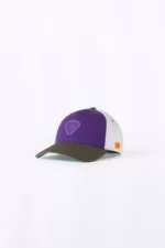 Casquette Gertrude Violet : Le Complément Parfait pour Votre Style