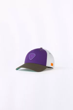 Casquette Gertrude Violet : Le Complément Parfait pour Votre Style