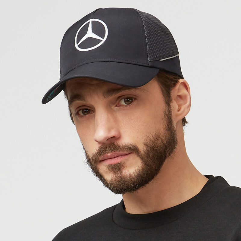 Casquette Mercedes-AMG Petronas 2022 Noir : Vivez la Performance